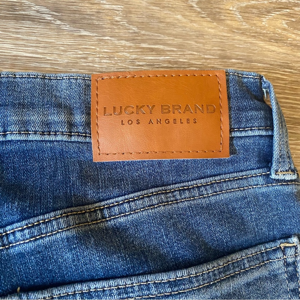 Lucky Brand Women’s Jeans Mid Rise Skinny Ava Size 6/28 Medium Wash - Picture 5 of 8